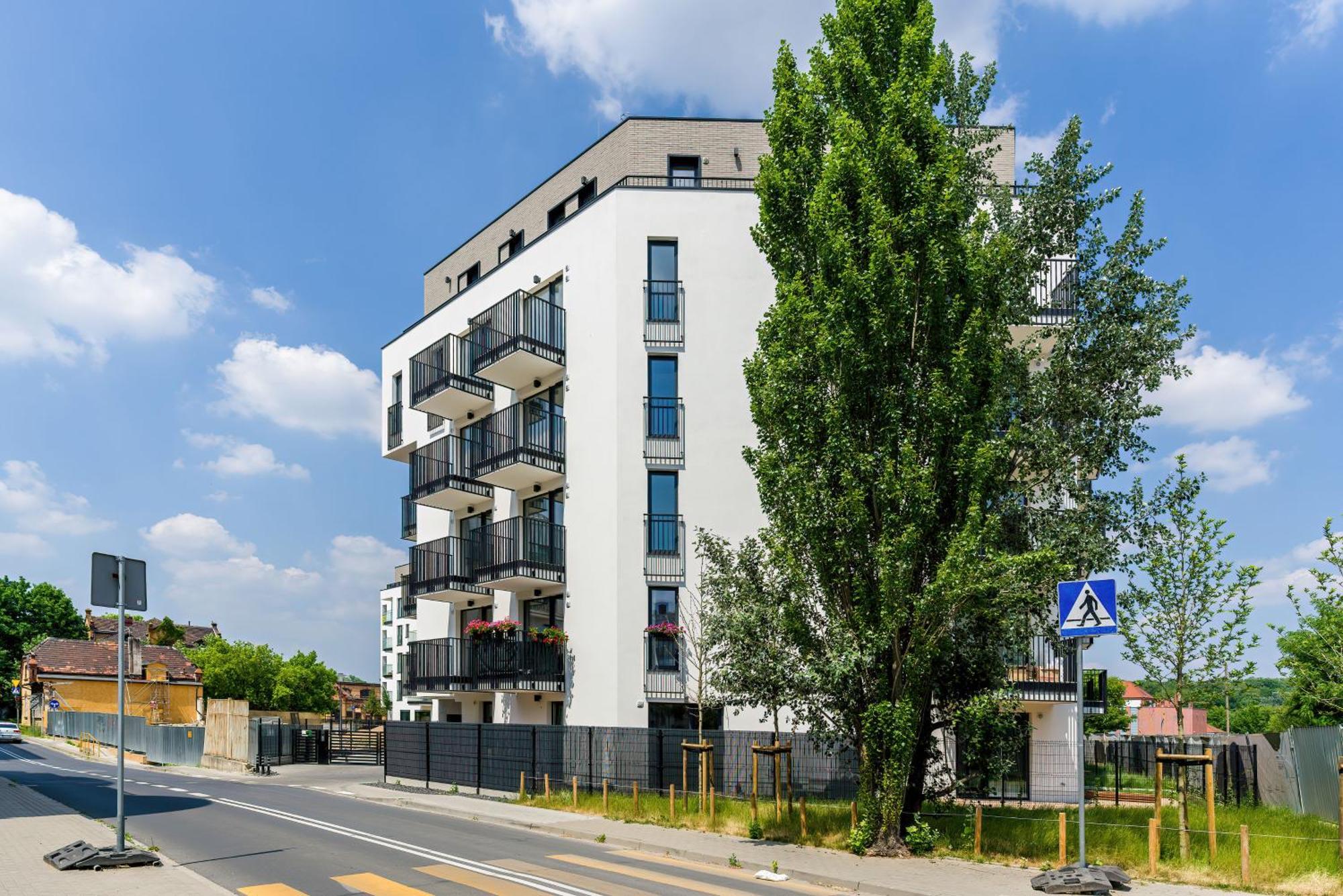 Esencja Apartments With Free Parking Garbary 104 By Noclegi Renters ポズナン エクステリア 写真