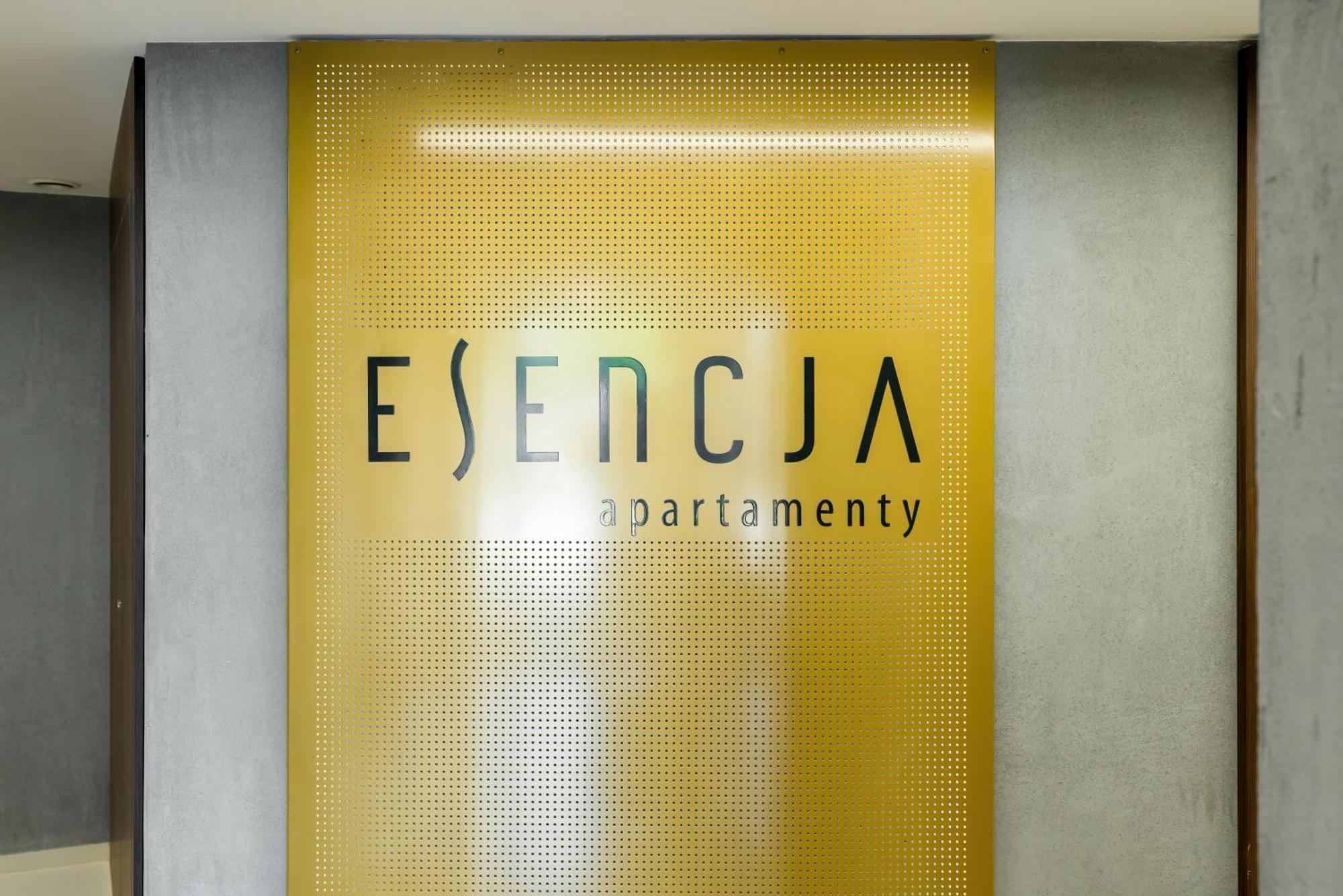 Esencja Apartments With Free Parking Garbary 104 By Noclegi Renters ポズナン エクステリア 写真